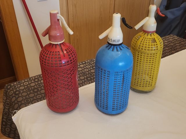 Sifones antiguos de colores