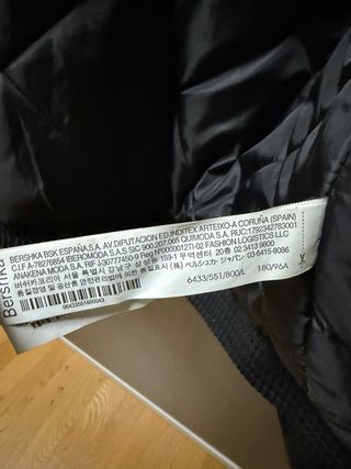 Chaqueta Bomber Bershka Negra con Cuello