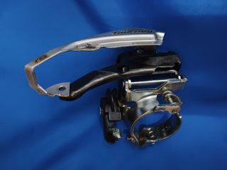 Desviador delantero Shimano Tourney 3platos 