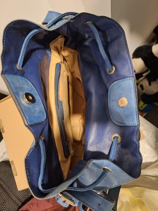 Bolso azul tipo saco