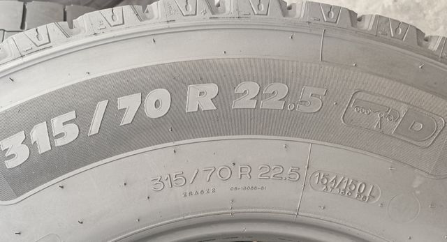 2 = 385/65R22.5 164K