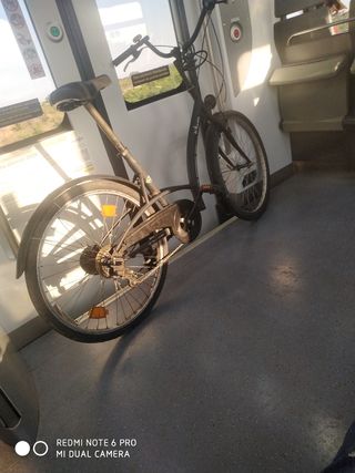 Bicicleta Urbana Btwin Negra