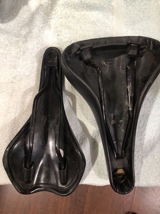 2 sillones de bicicleta , uno Selle Italia