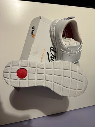Zapato Sanitario Dian Talla 39 Blanco