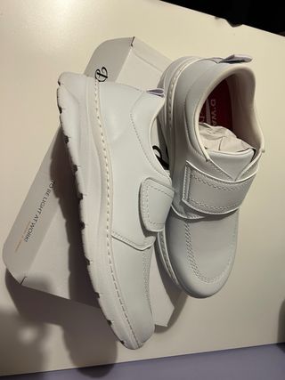 Zapato Sanitario Dian Talla 39 Blanco