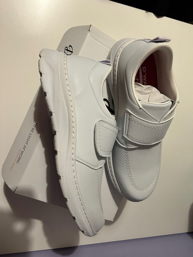 Zapato Sanitario Dian Talla 39 Blanco