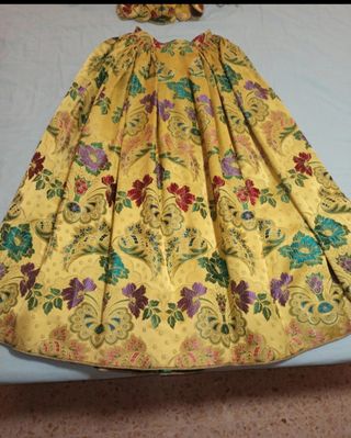 Traje de fallera