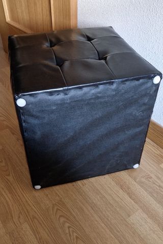 Taburete de piel sintética negro