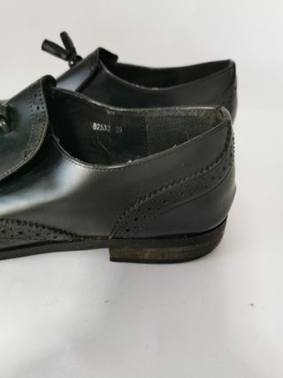 Zapatos Bom Bom Chic Talla 39 Negros.