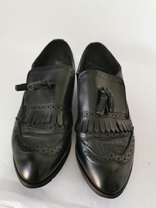 Zapatos Bom Bom Chic Talla 39 Negros.