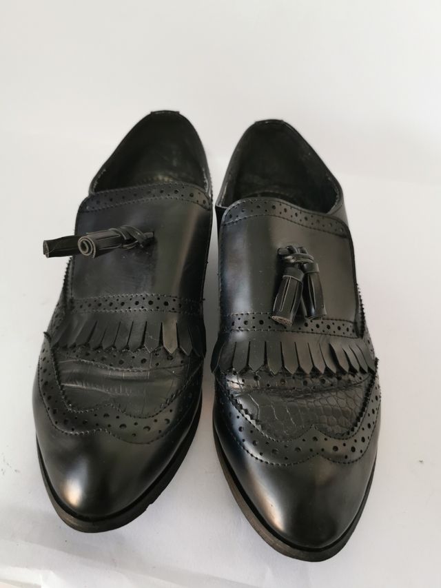 Zapatos Bom Bom Chic Talla 39 Negros.