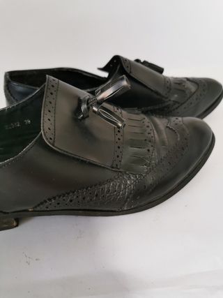 Zapatos Bom Bom Chic Talla 39 Negros.