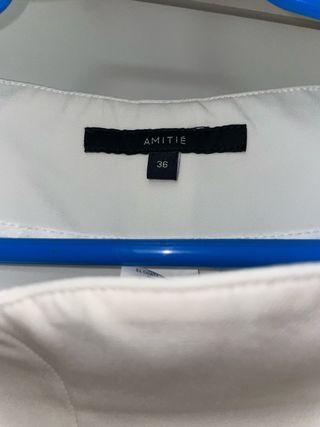 Pantalón blanco con cremalleras