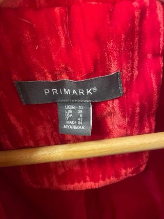 Americana terciopelo rojo Primark