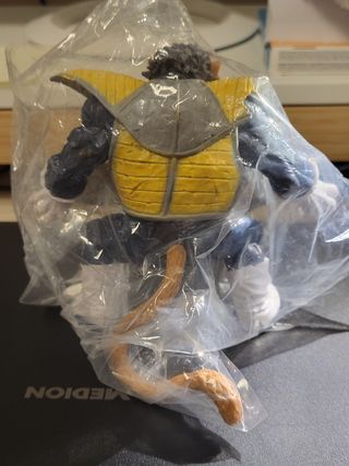 Figura Vegeta Mono Gigante DBZ
