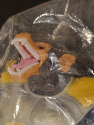 Figura Vegeta Mono Gigante DBZ