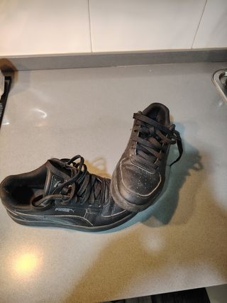 Zapatillas Puma niño negras num37