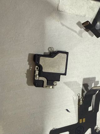 Pezzi ricambio Apple iPhone 15 Pro
originali 
kit 