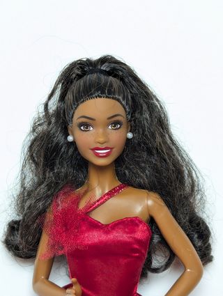 Muñeca Barbie Holiday 2022
