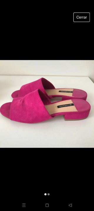 Sandalias planas Stradivarius Fucsia