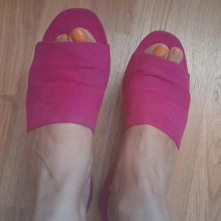 Sandalias planas Stradivarius Fucsia