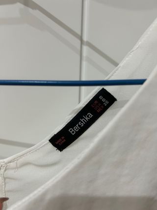 Blusa Bershka Blanca Talla S