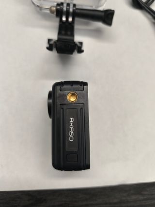 Akaso Brave 7 LE + Carcasa Buceo + microSD 128GB