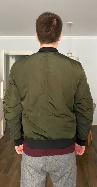 Chaqueta Bomber Pull&Bear Verde Talla S