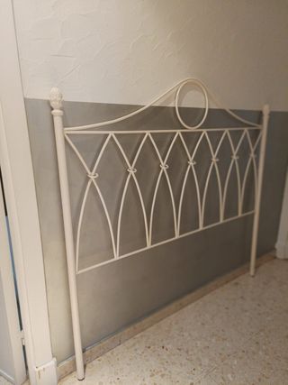 Cabecero de forja blanco 1,35