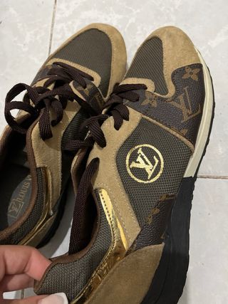 Zapatos Louis Vuitton Beige y Marrón