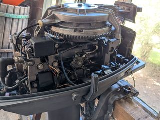 Motor fueraborda Yamaha 20 CV 2 tiempos