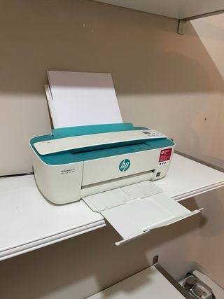 Impresora HP DeskJet 3735