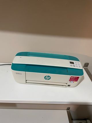 Impresora HP DeskJet 3735
