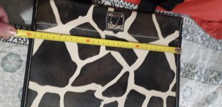 Bolso de mano con estampado de jirafa