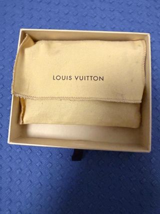 Tarjetero Louis Vuitton Negro