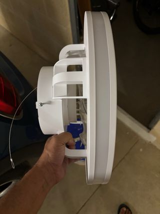 Ventilador de techo blanco con luz y mando