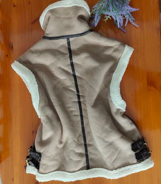 Chaleco borrego y ante oversize 