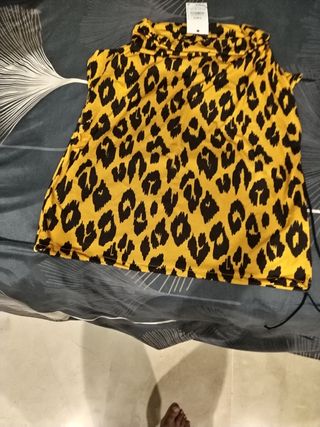 Pantalones con estampado de leopardo
