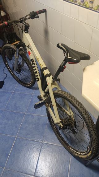 Bicicleta Orbea Pellejo poco negociable 
