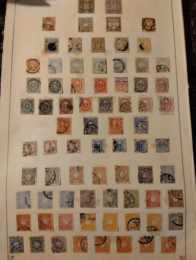 Set di francobolli giapponesi antichi