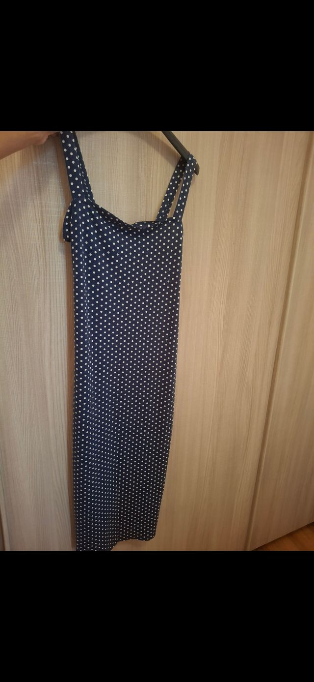 TOP 8 euro
VESTITI 10 euro