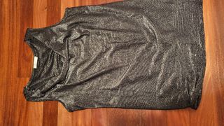 Camiseta elástica con brillos plateados