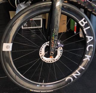 Ruedas Black Inc 58/58