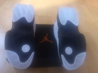 Jordan Max Aura 6 Zapatillas Blancas y Negras