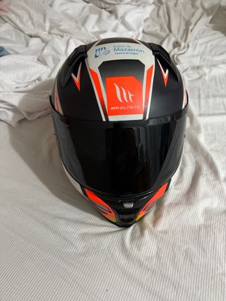 Casco MT Helmets Pedro Acosta