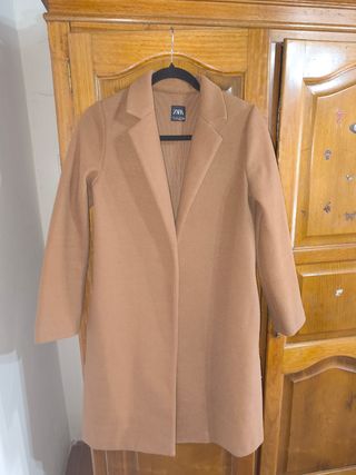 Sobretudo Zara Castanho