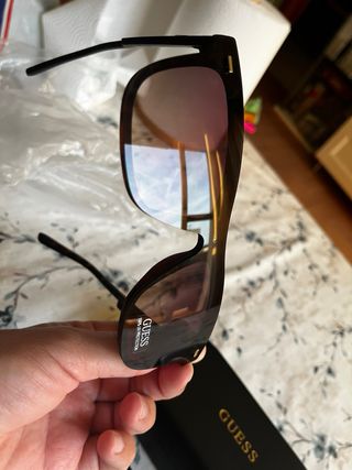 Gafas de sol Guess Marrón y Negro