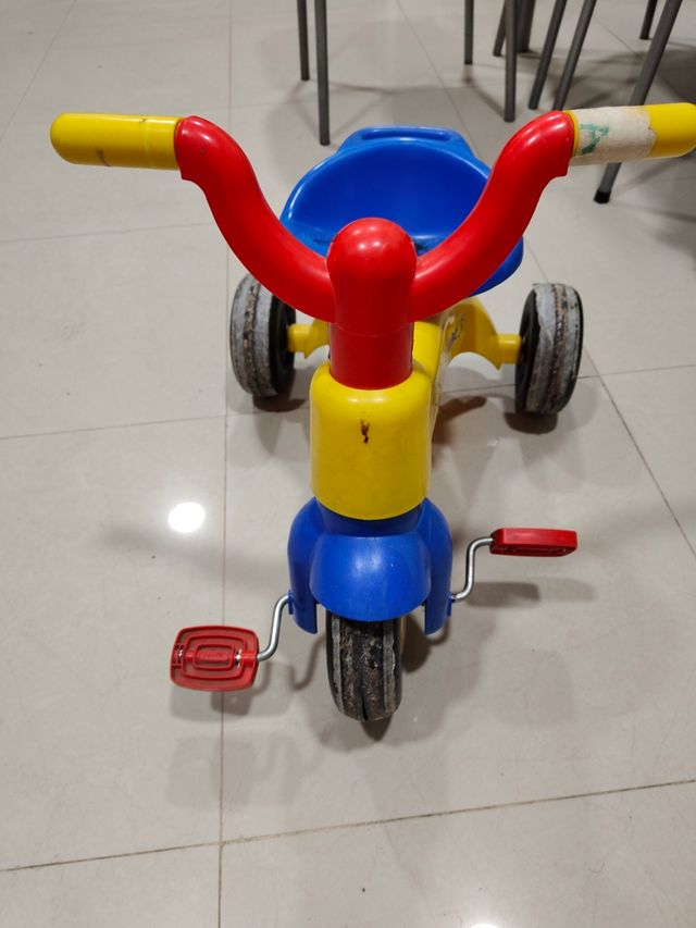 Moto, Triciclos, patinete infantil . Solo envío