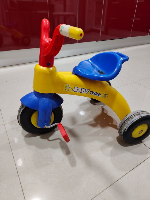 Moto, Triciclos, patinete infantil . Solo envío