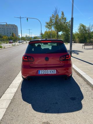 Volkswagen Golf GTI 2.0 TSI 210CV DSG